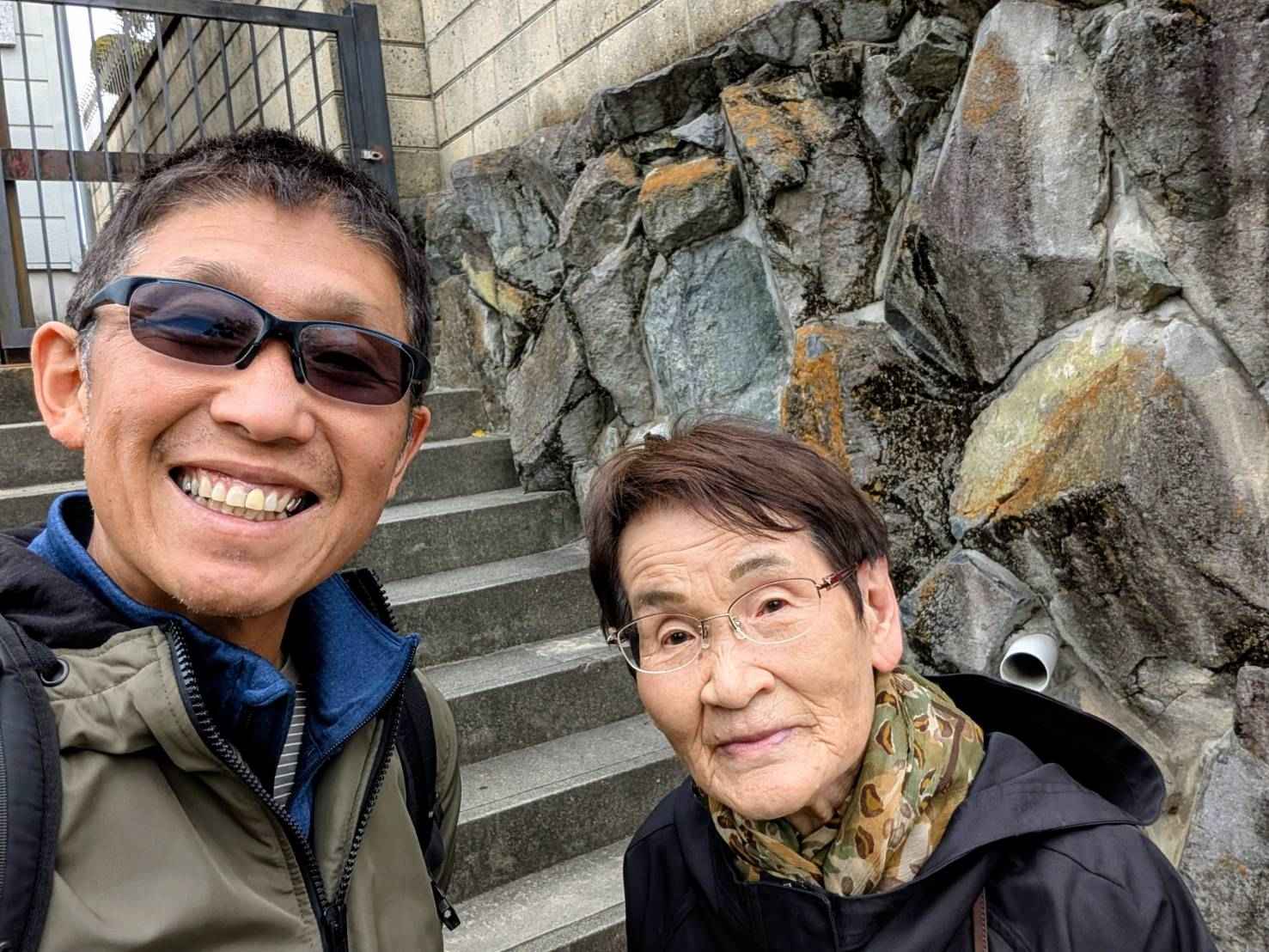 お墓参りがつないでくれた、伯母との再会